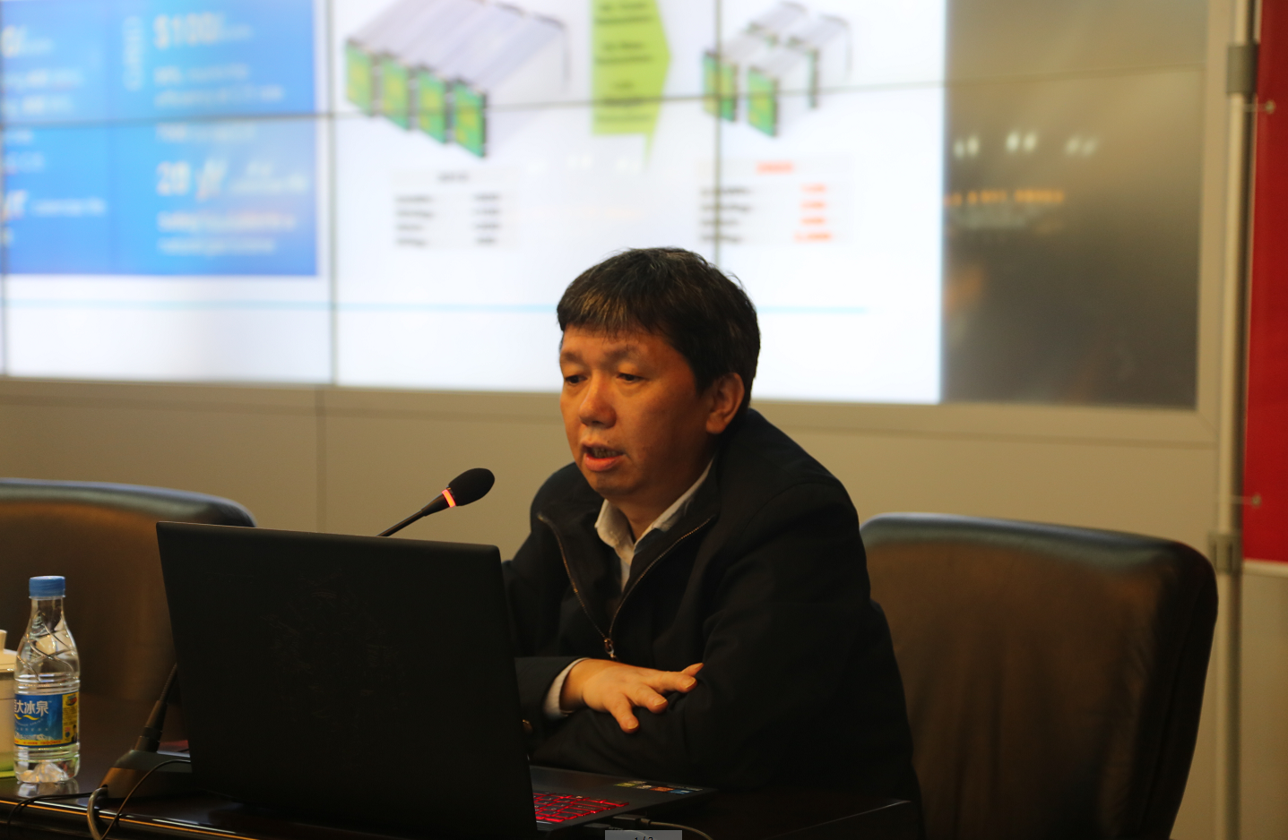 公司舉辦“謀創(chuàng)新，求發(fā)展”高端學(xué)術(shù)論壇